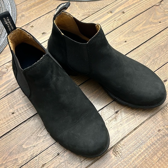 BLUNDSTONE 1977 Chelsea boots. Black nubuck - Picture 1 of 6